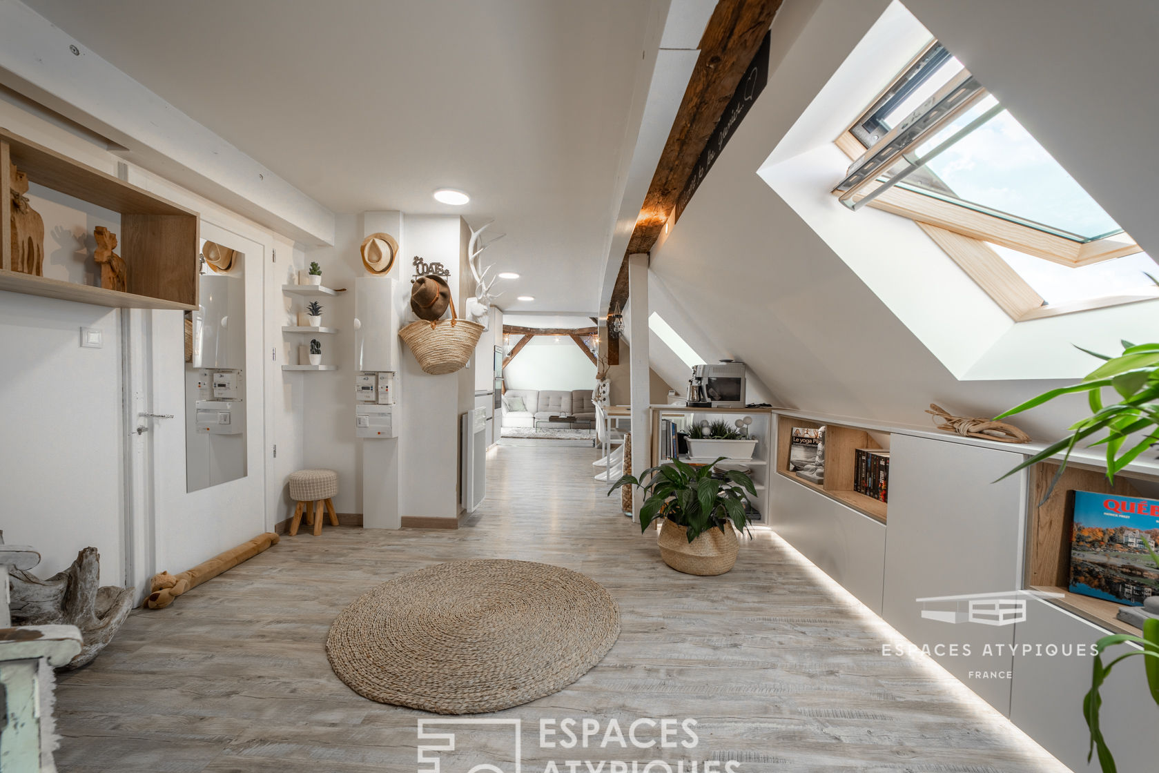 Duplex atypique dans une résidence historique