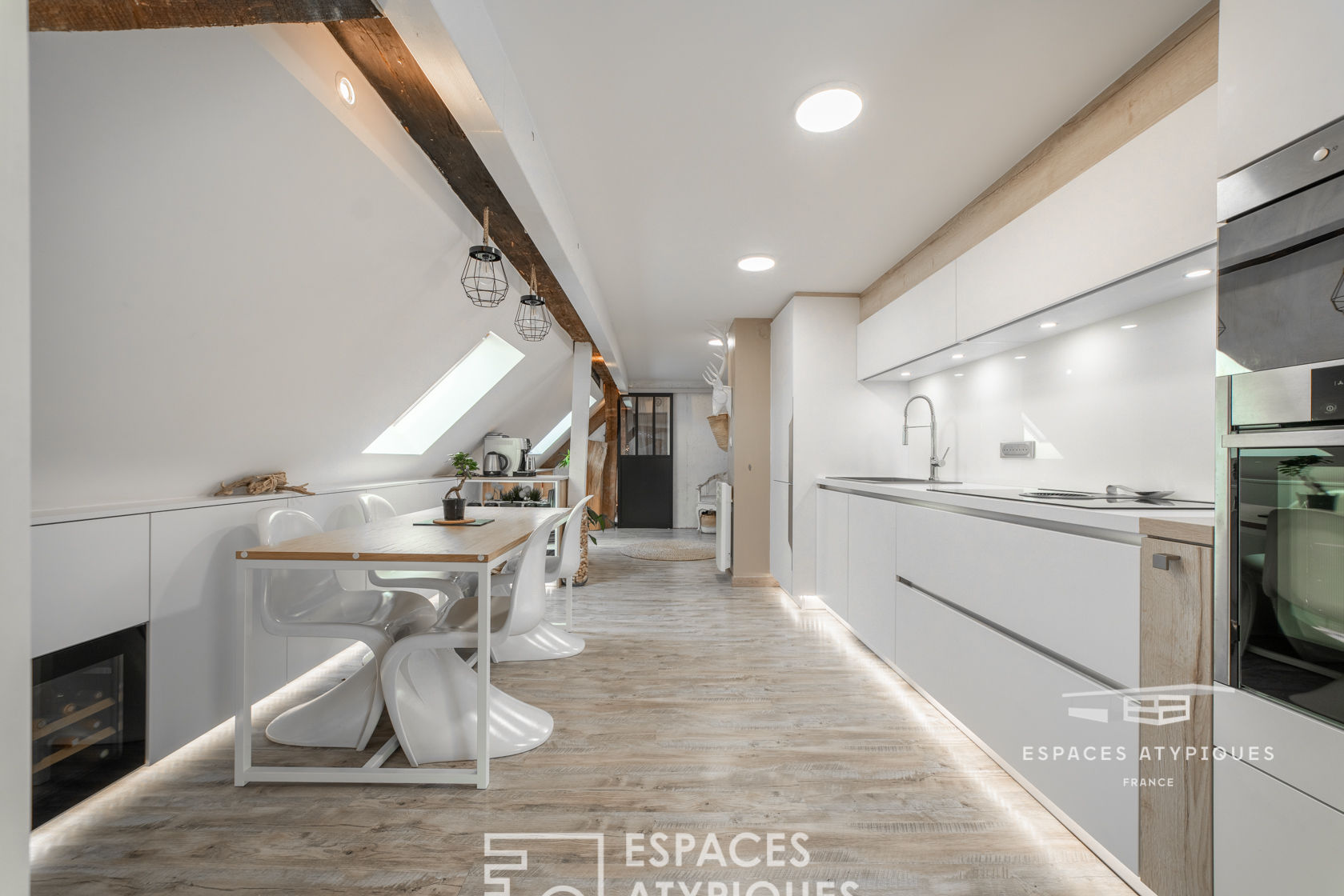 Duplex atypique dans une résidence historique