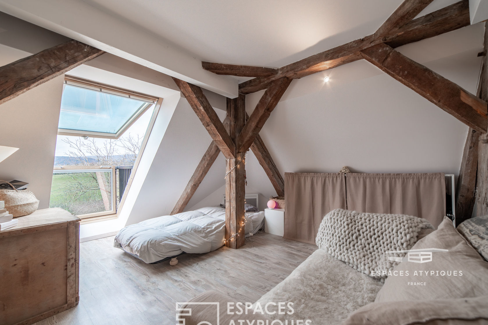Duplex atypique dans une résidence historique