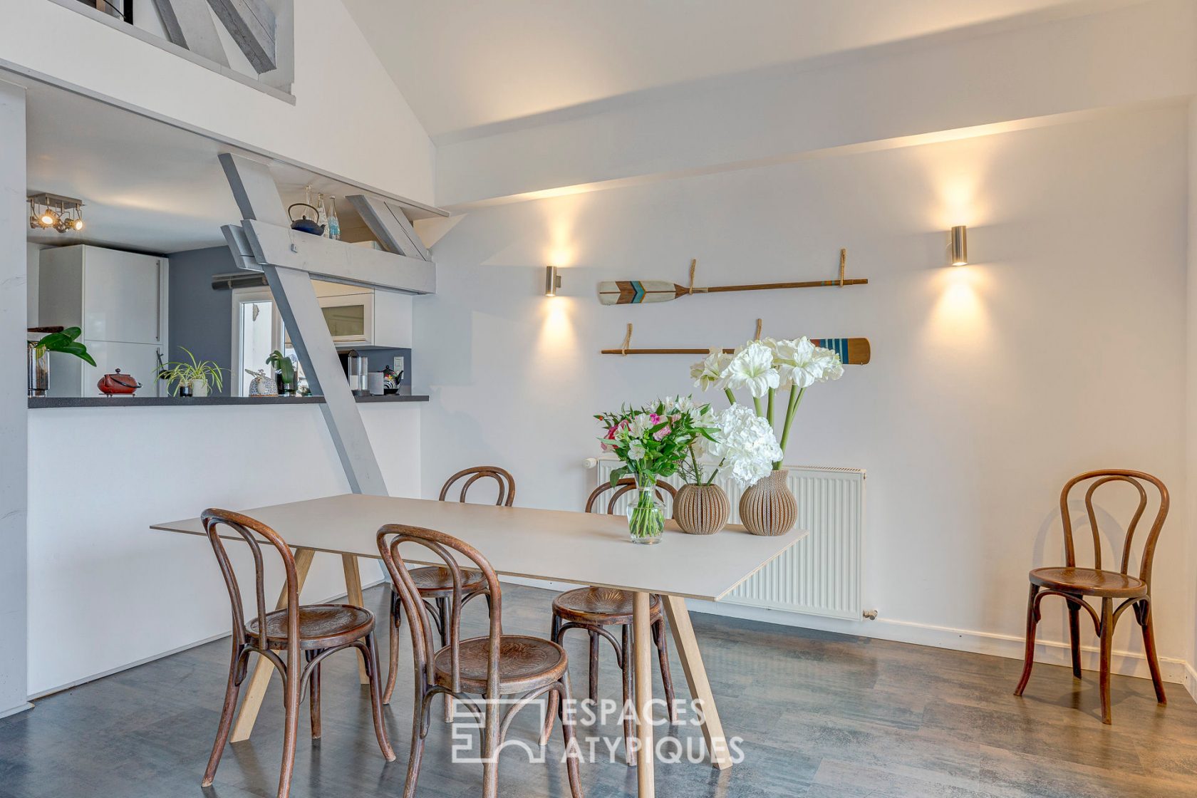Appartement en duplex avec vue imprenable sur le lac