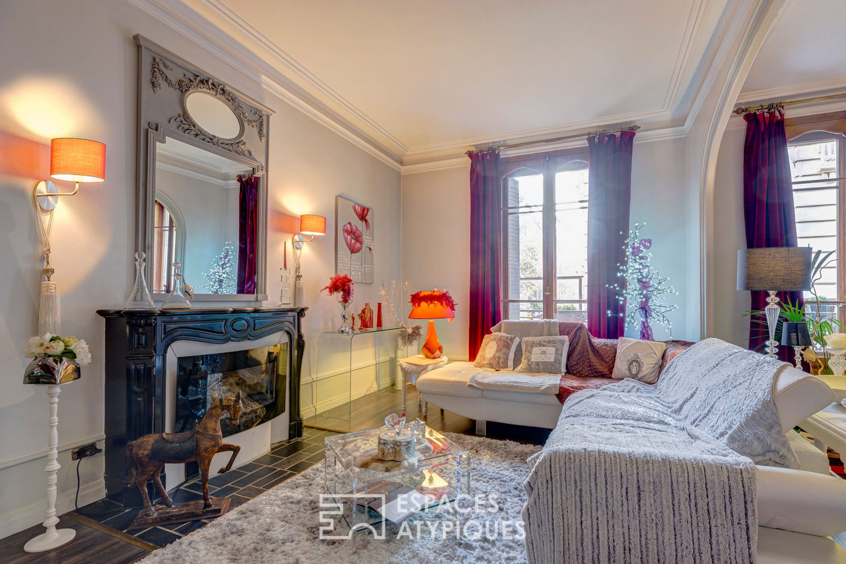 Renovated Haussmann-style apartment in the heart of the city