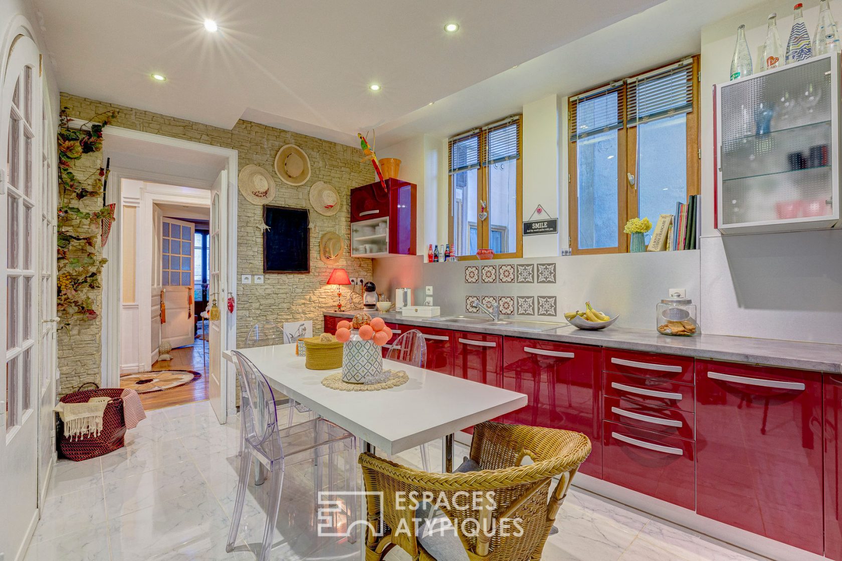 Renovated Haussmann-style apartment in the heart of the city