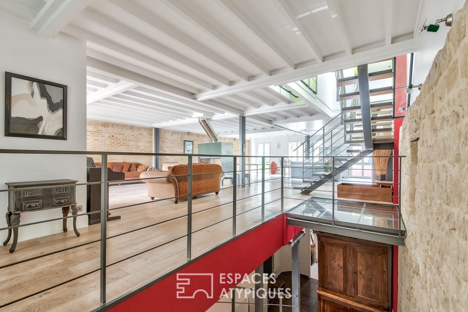 92500 RUEIL MALMAISON - Loft triplex en centre-ville avec terrasse - Réf. 0020EY