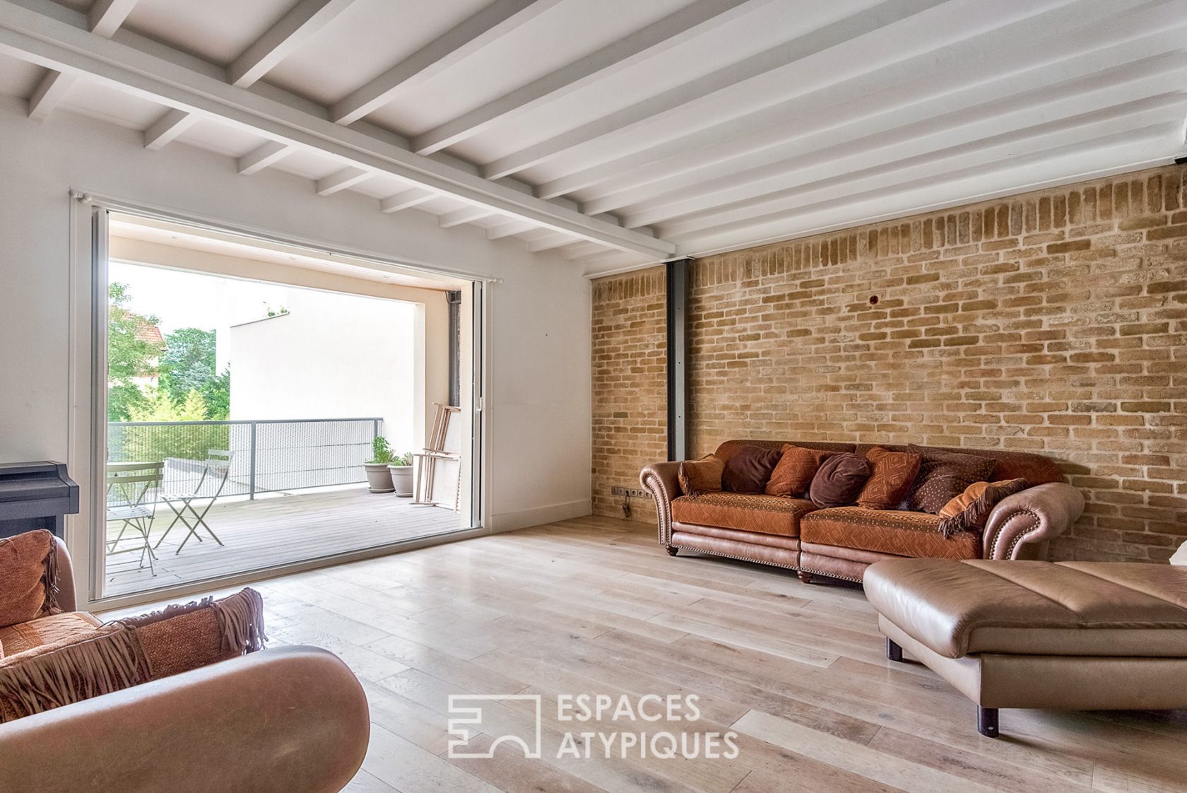Loft triplex en centre-ville avec terrasse