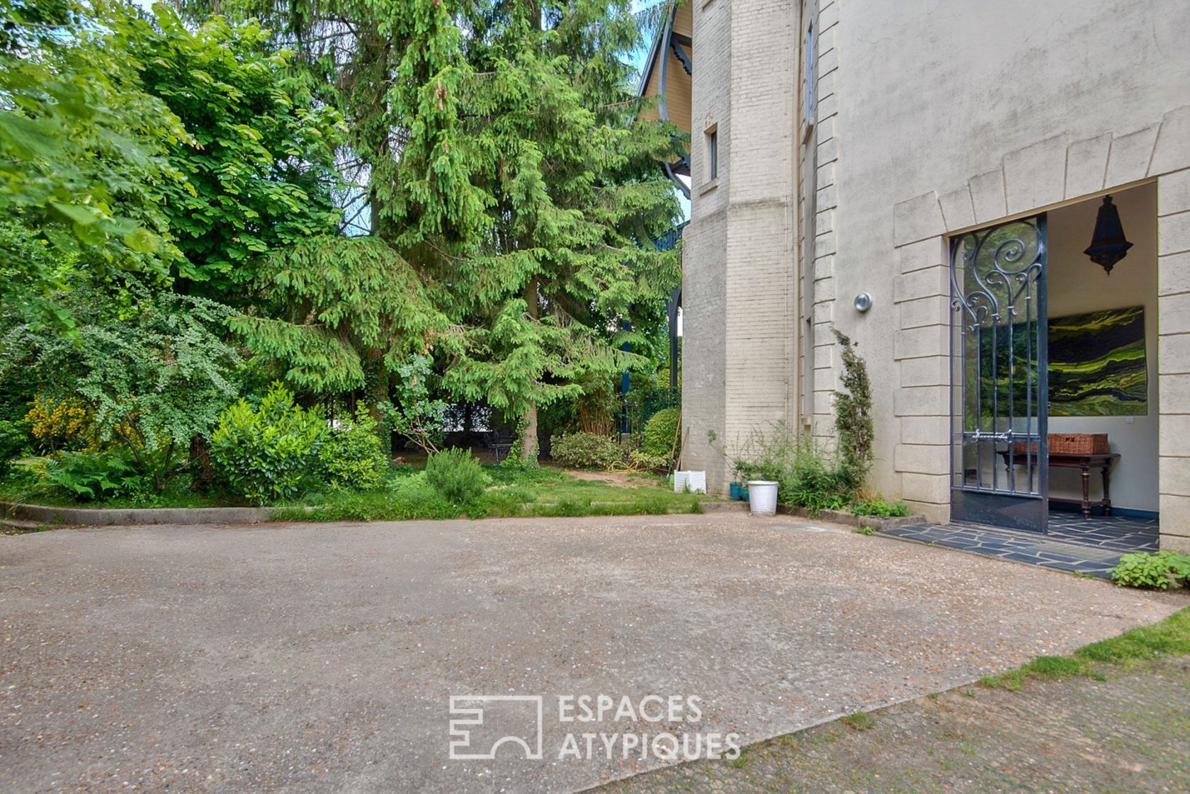 Duplex avec terrasse et jardin plein sud