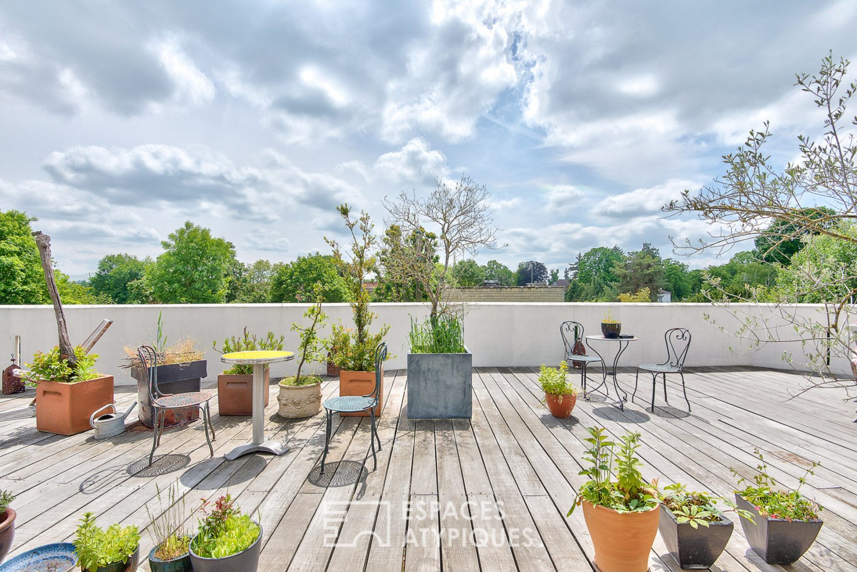 Duplex avec terrasse et jardin plein sud