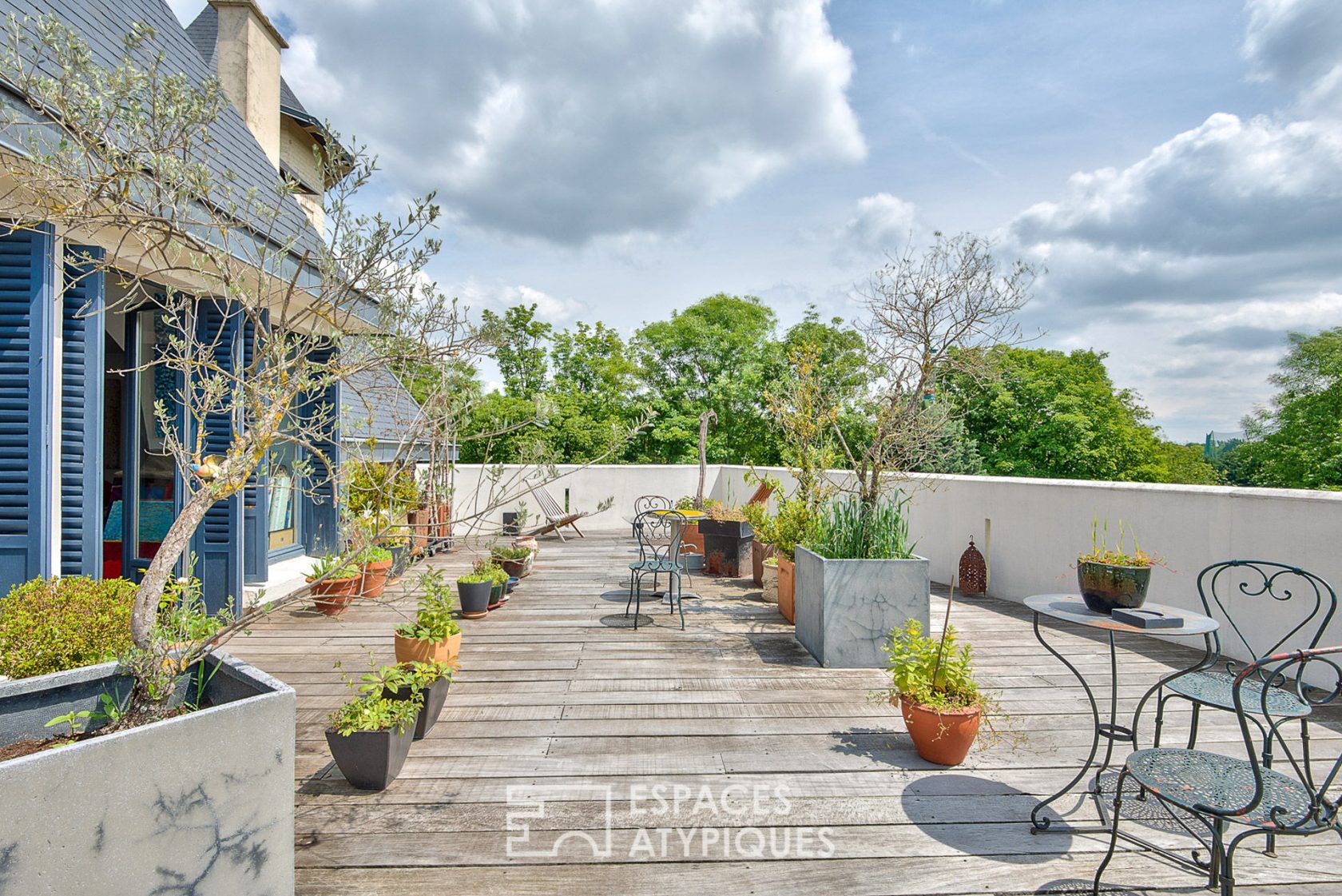 Duplex avec terrasse et jardin plein sud