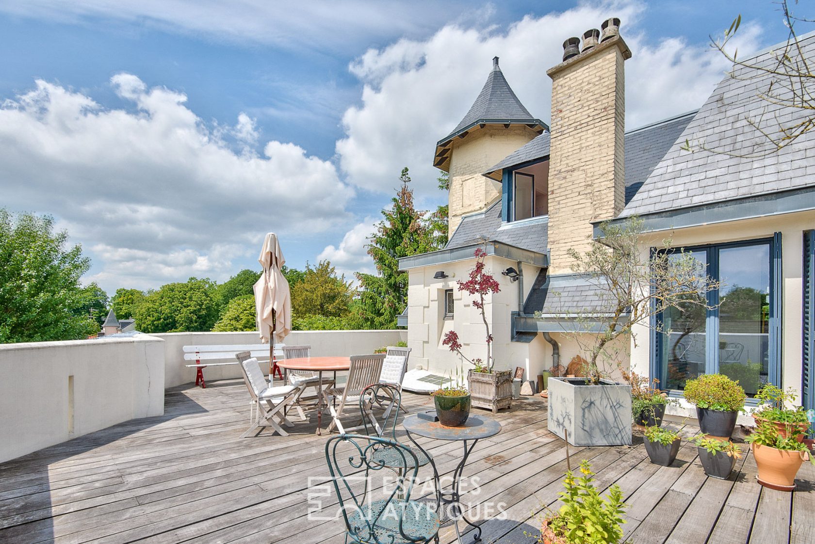 Duplex avec terrasse et jardin plein sud