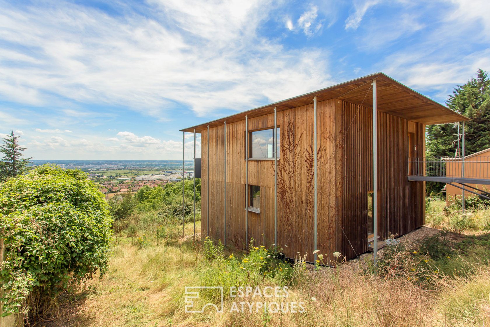 Maison cubique avec vue exceptionnelle