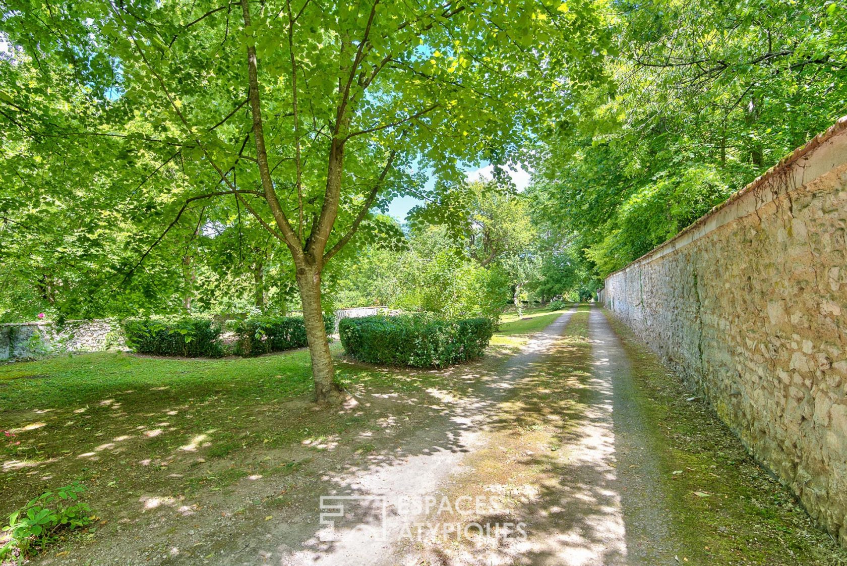 Ancienne pommeraie sur le plateau du Mantois