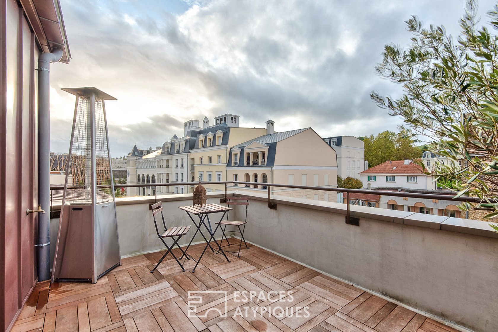 Duplex with terrace last floor