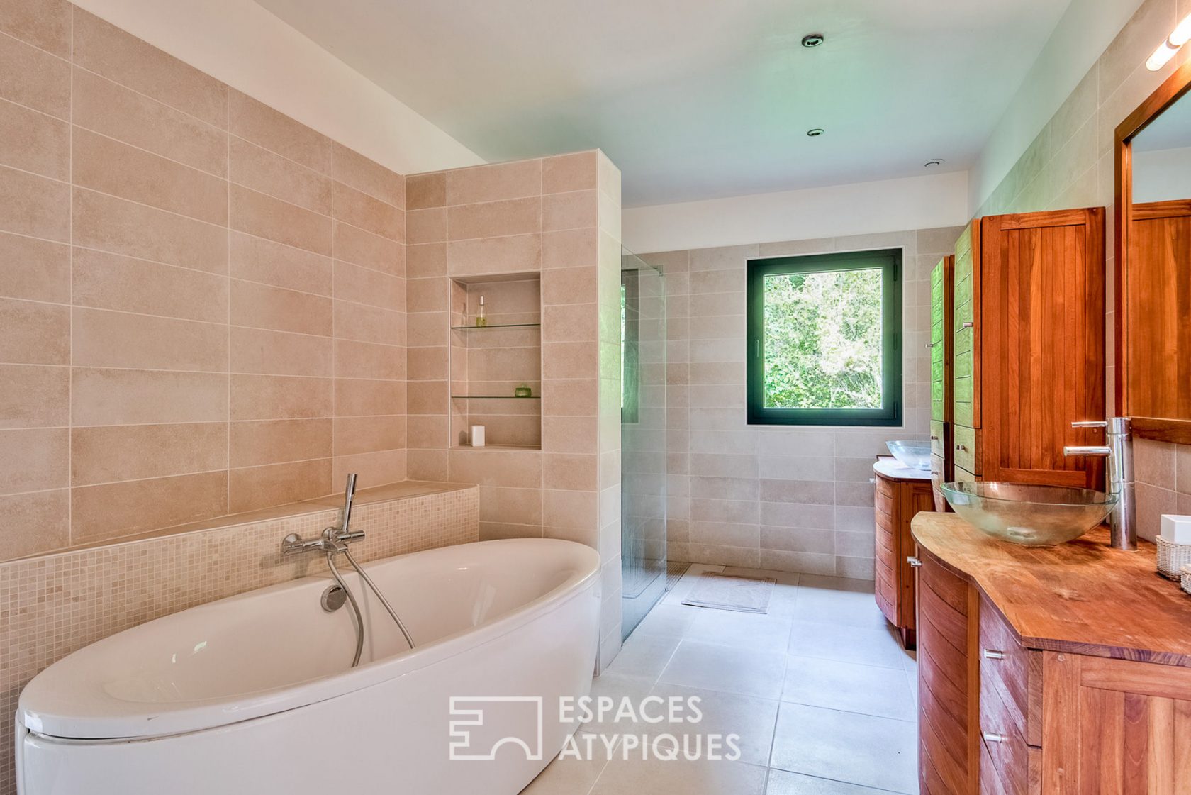 Maison d’architecte ossature bois avec vue exceptionnelle sur la Seine