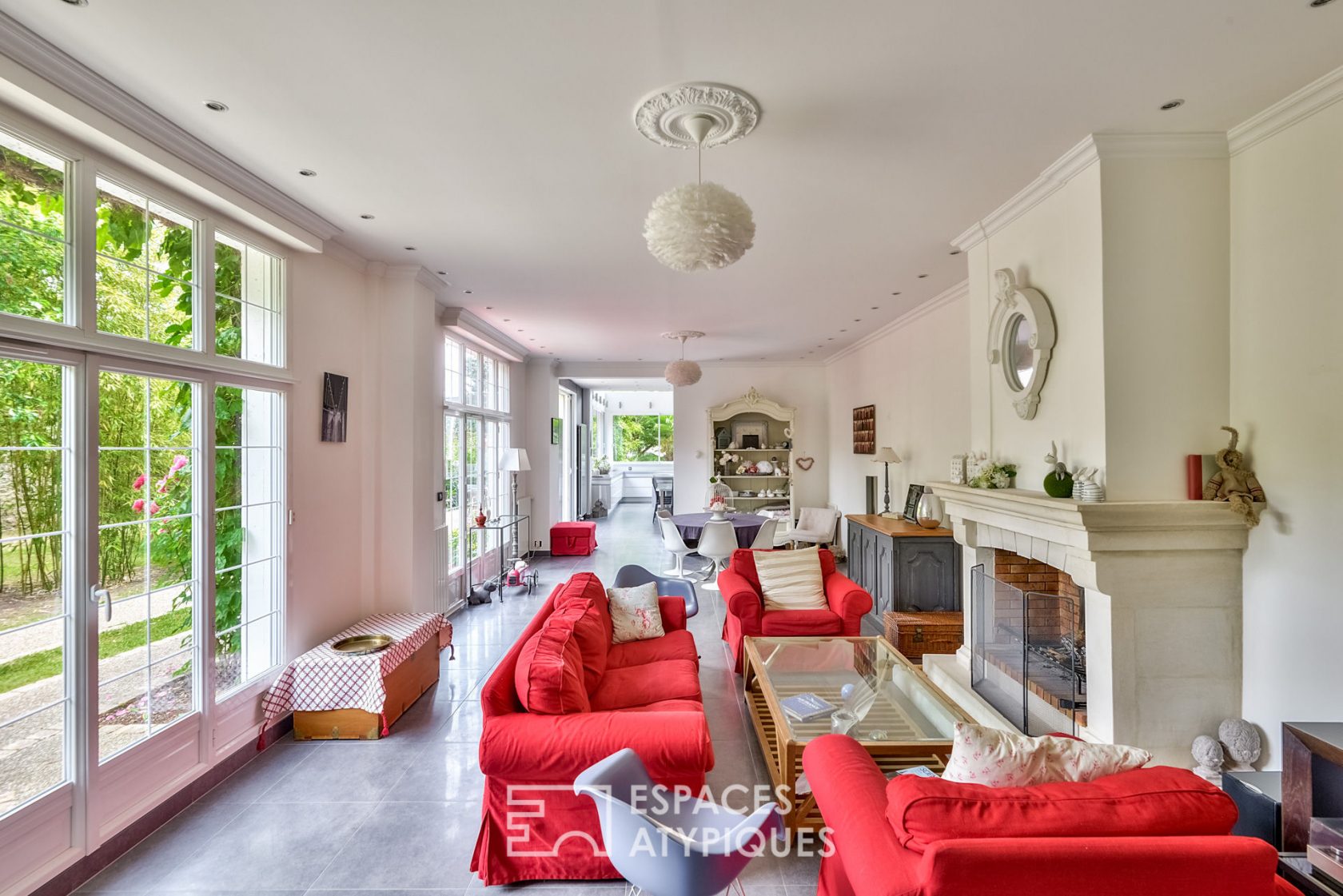 Old carpentry rehabilitated in contemporary