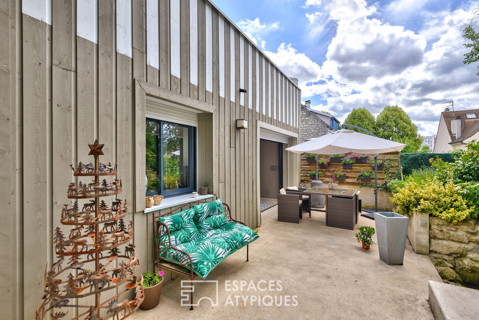 Loft-style millstone close to the international high school