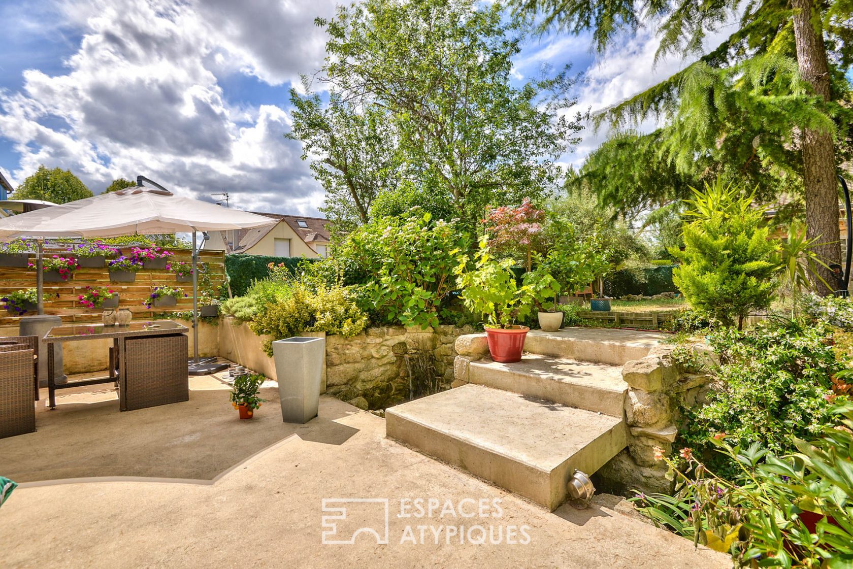 Loft-style millstone close to the international high school