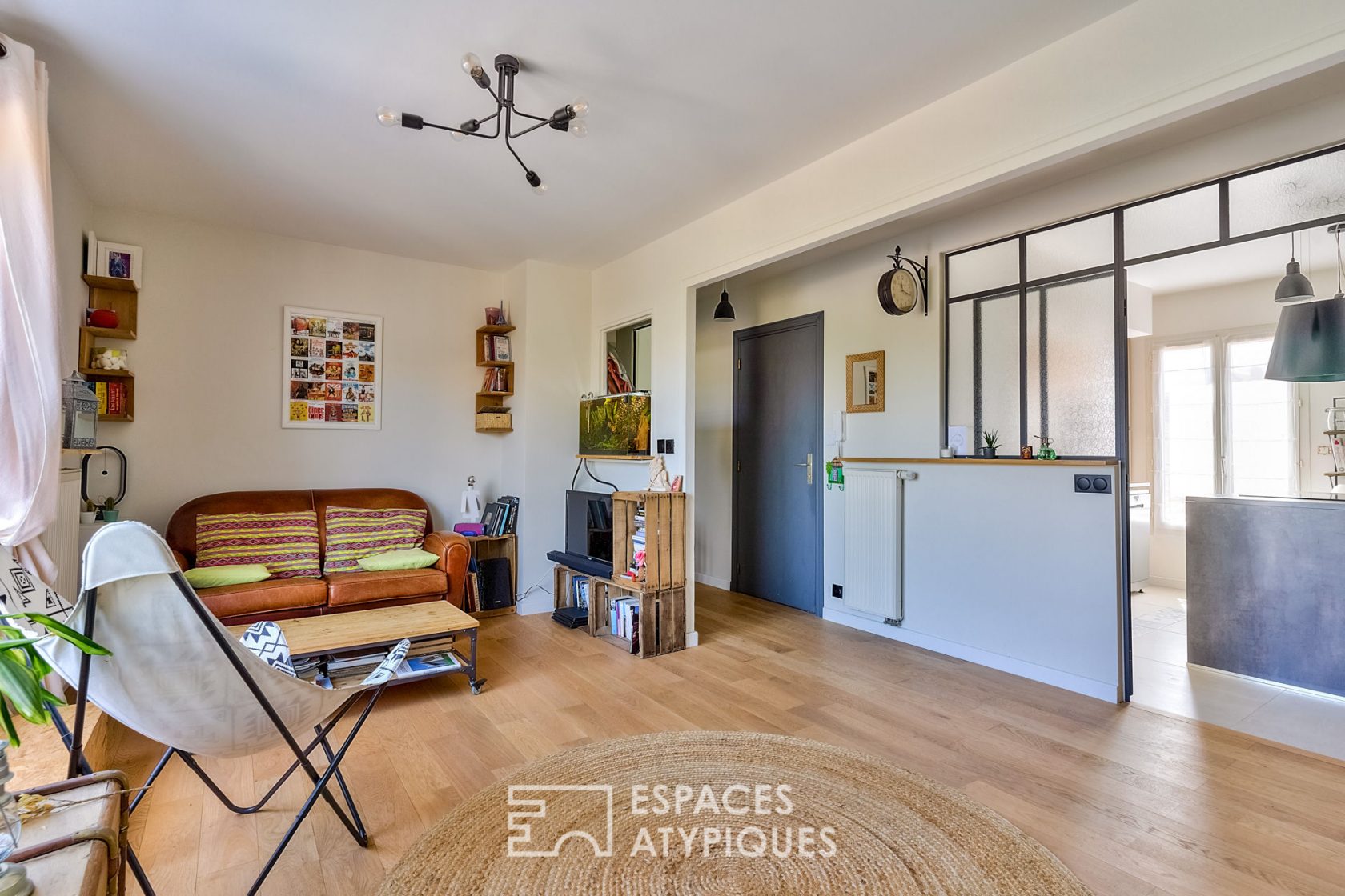 Bright apartment with terrace