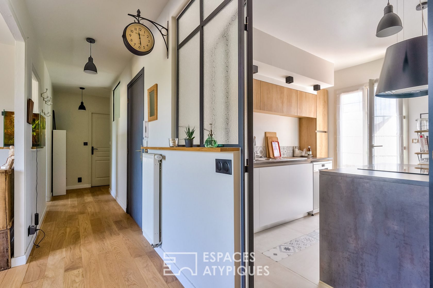 Bright apartment with terrace