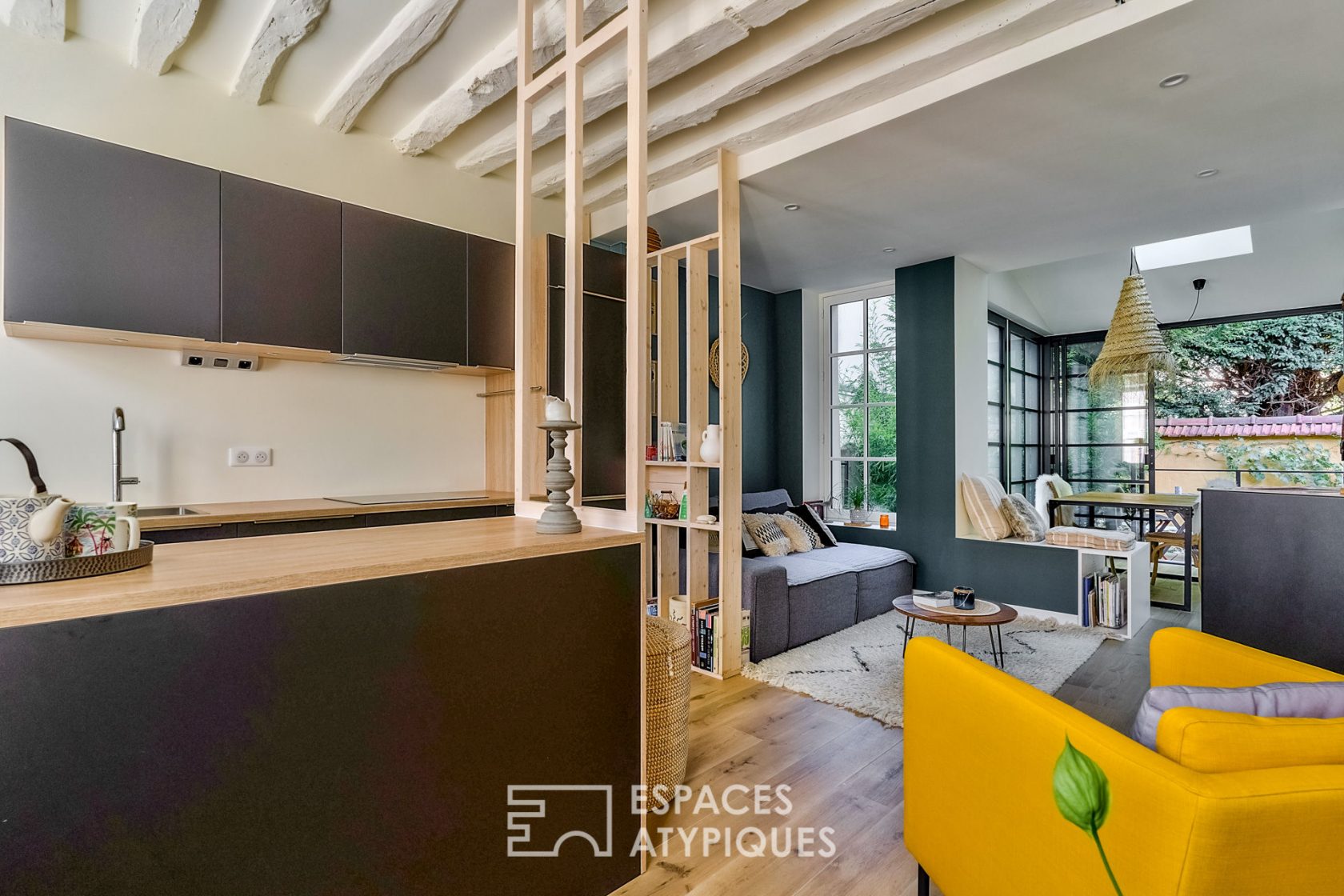 Appartement contemporain avec jardin