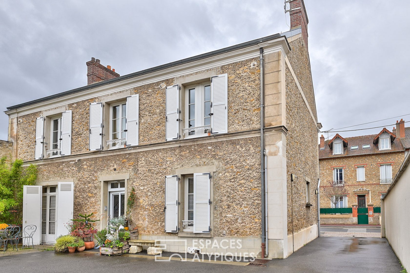 Duplex contemporain