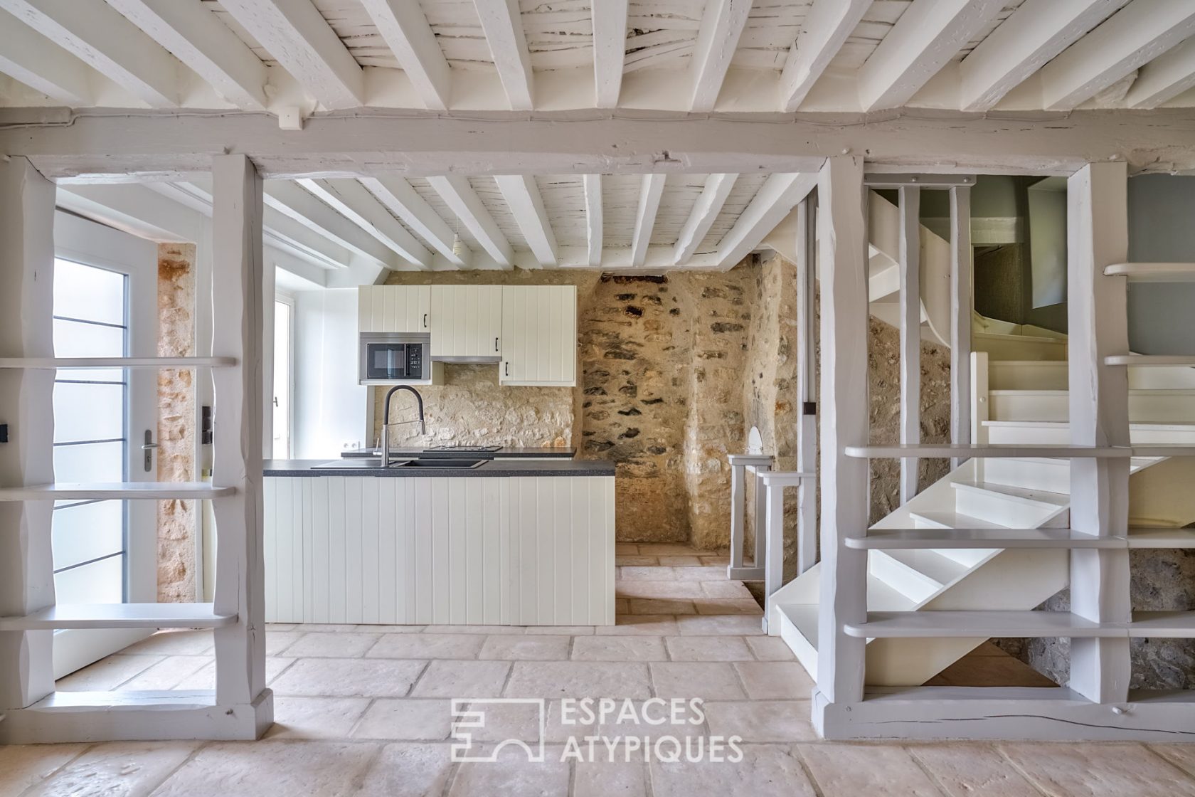 Annexe Presbytère revisité au coeur du village de Chavenay