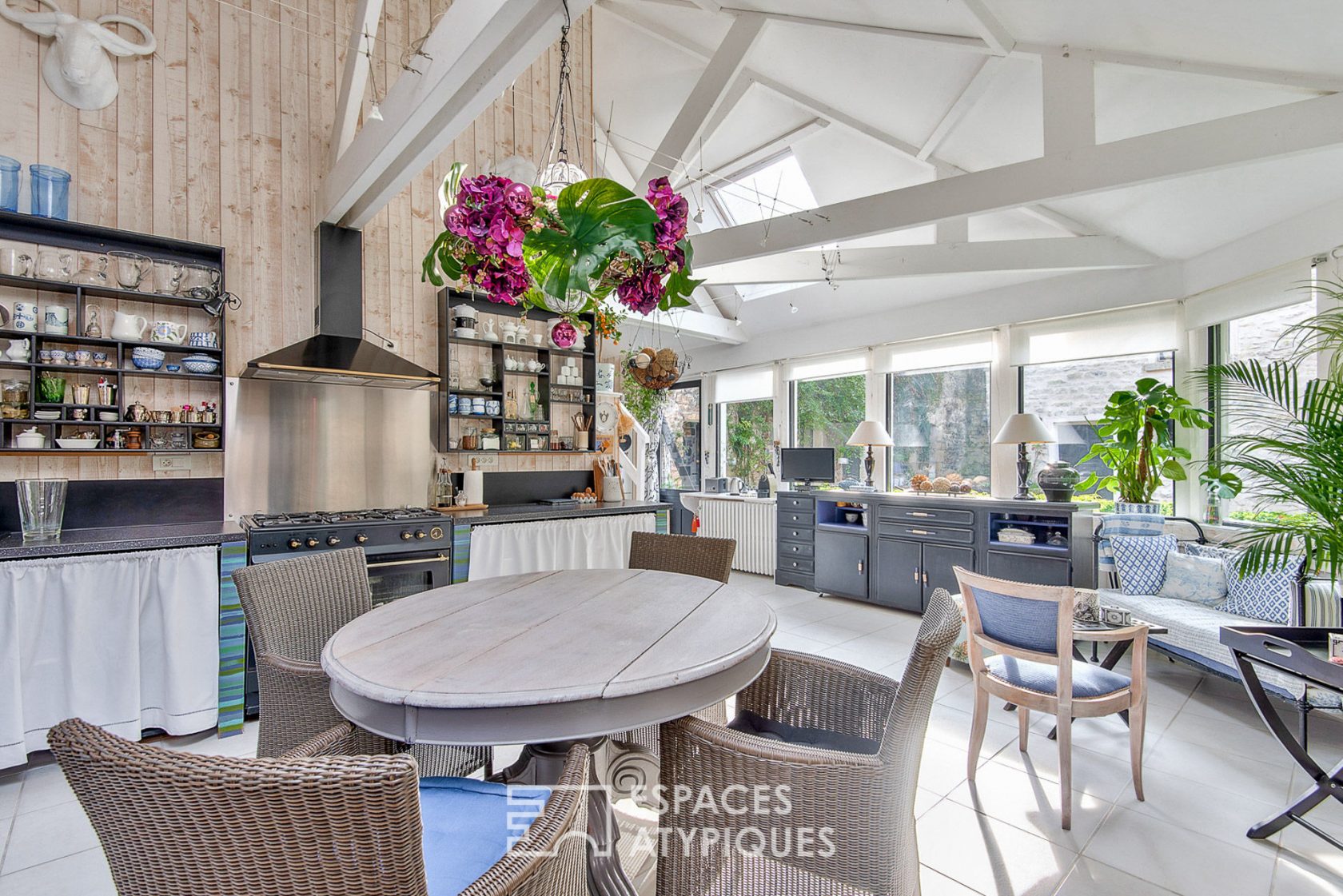 Old farmhouse renovated cozy chic spirit