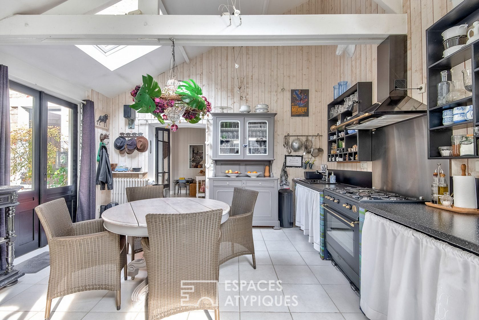 Old farmhouse renovated cozy chic spirit