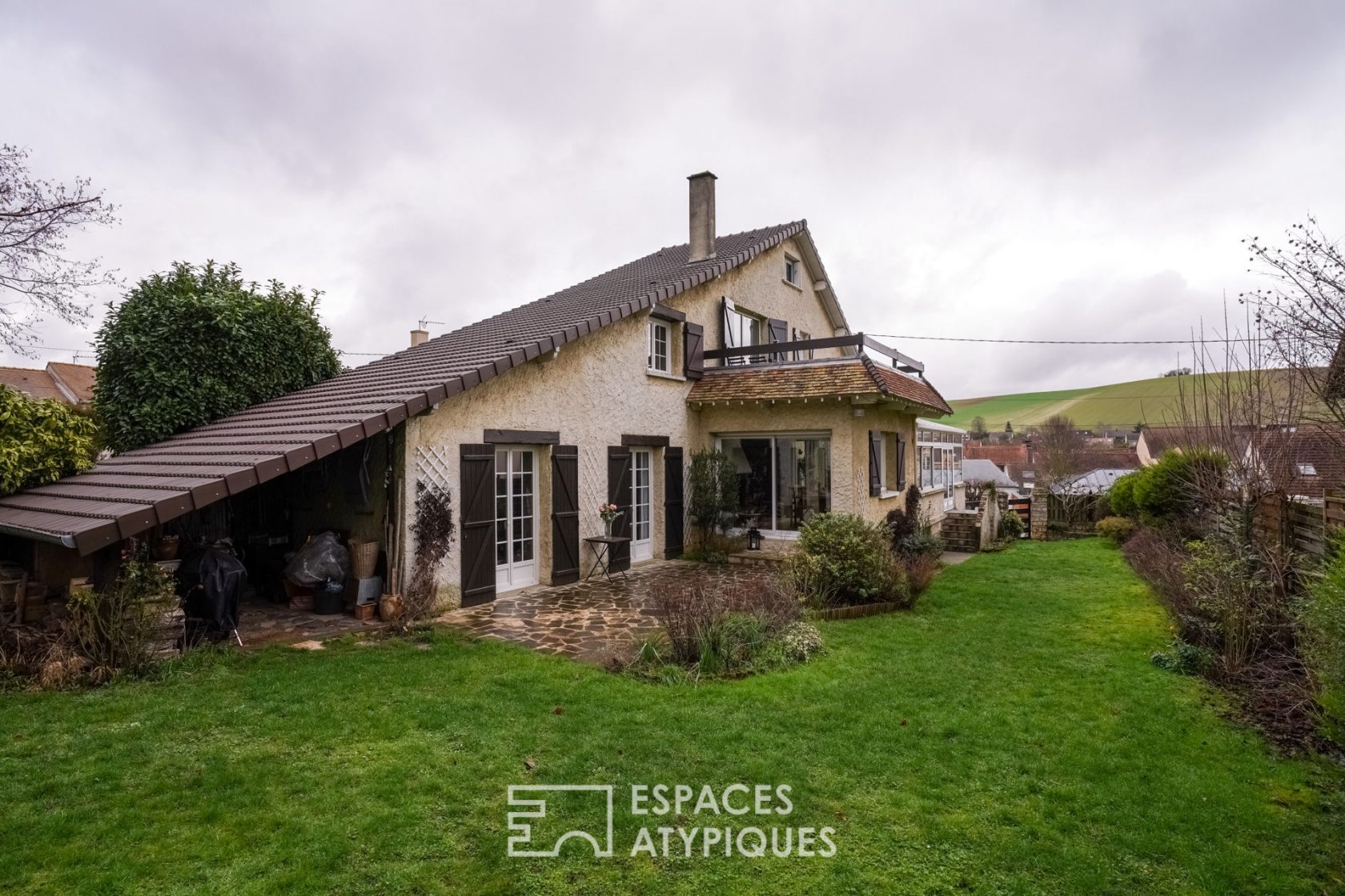 Maison coeur de village avec vue