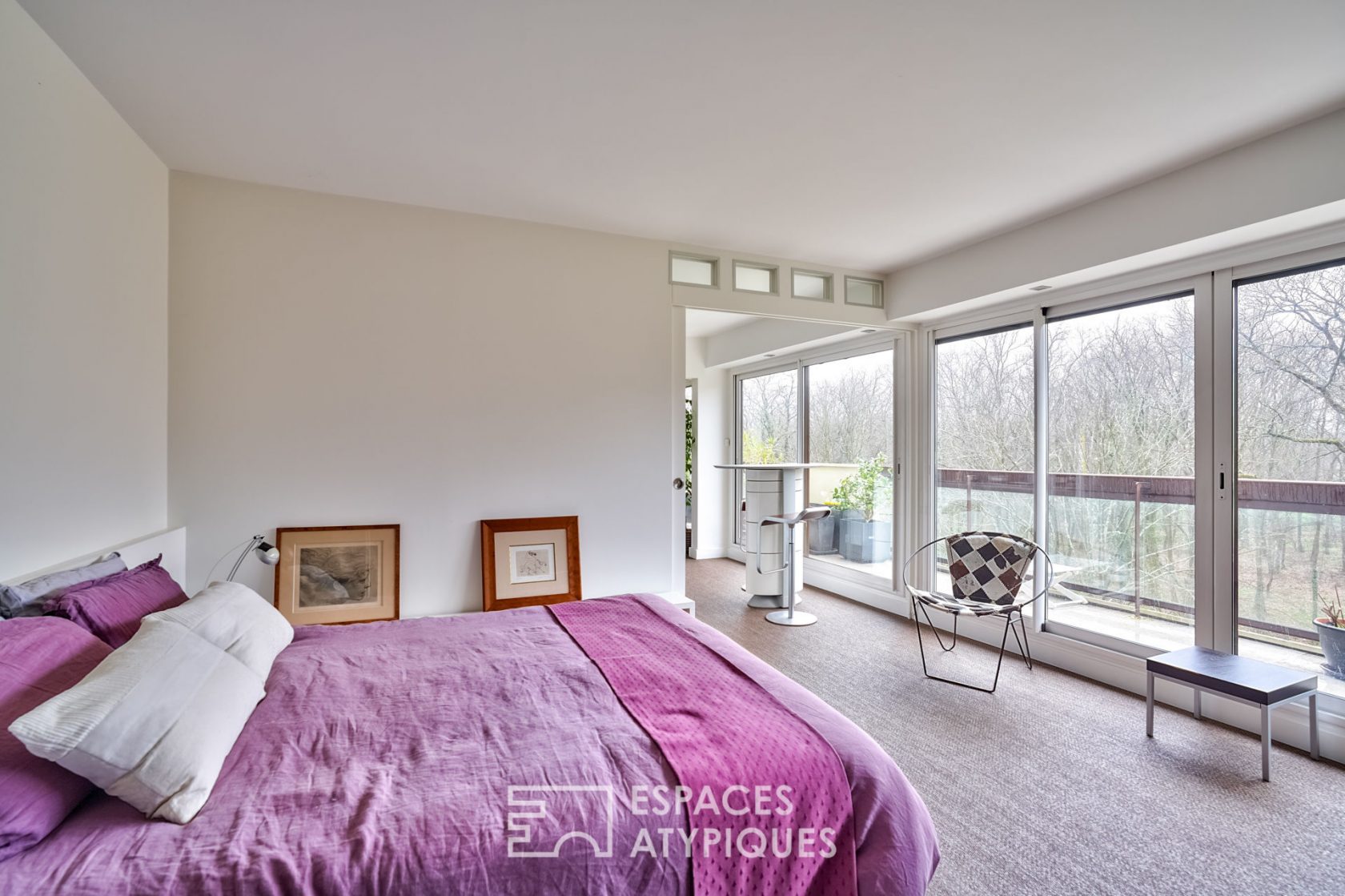 Contemporary in the heart of the Park