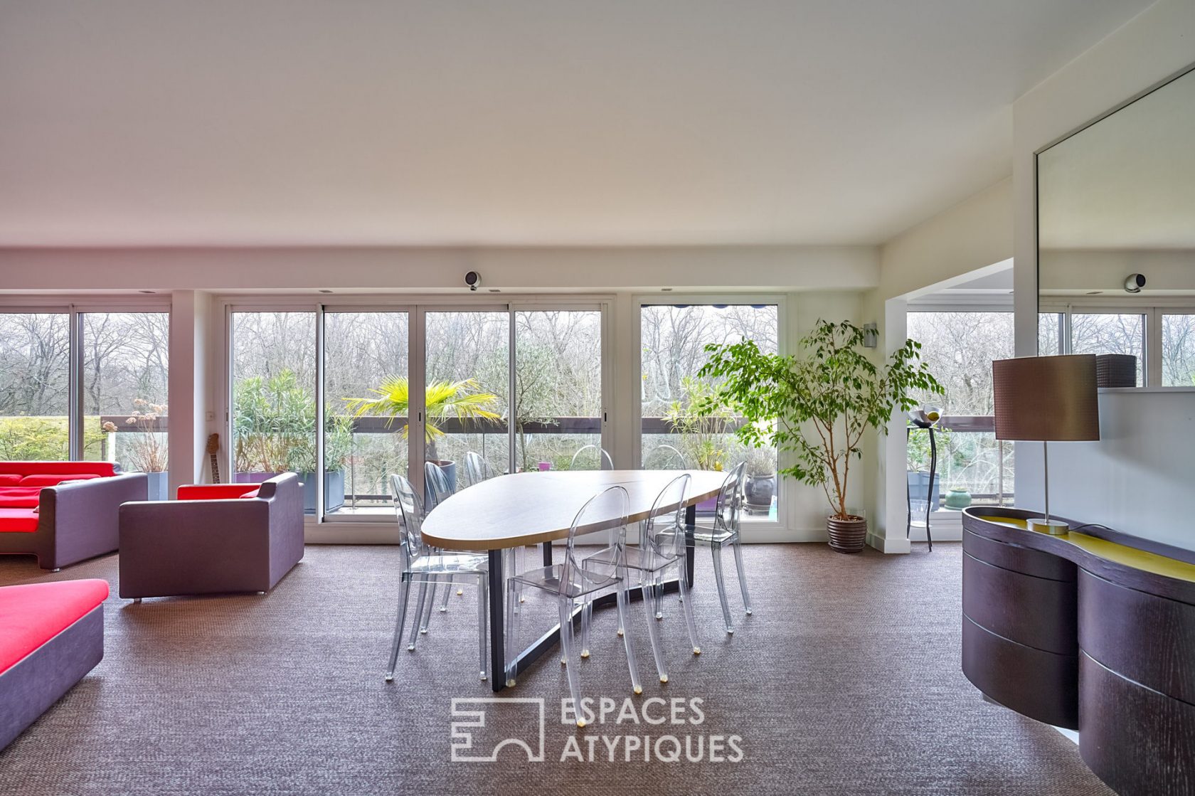 Contemporary in the heart of the Park