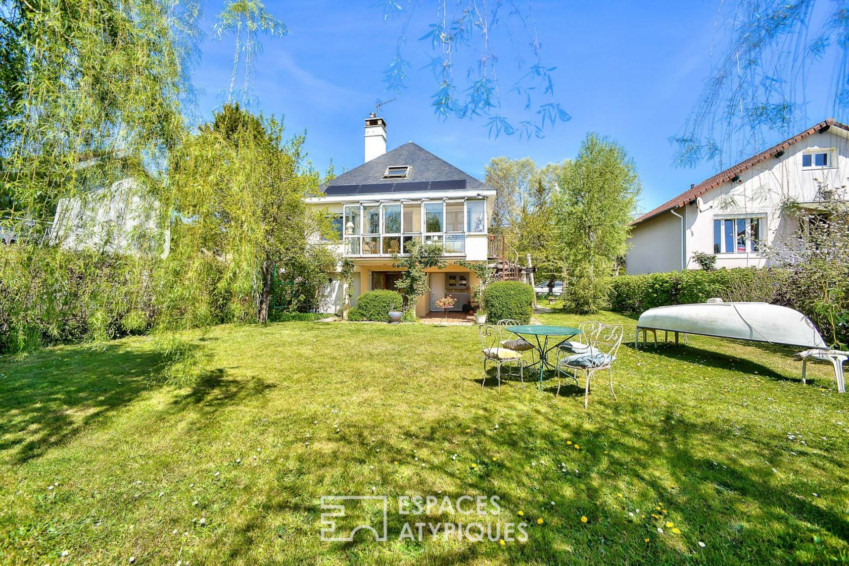 Maison d’architecte sur une île privée
