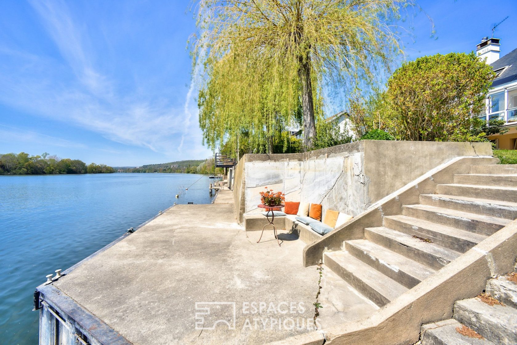 Maison d’architecte sur une île privée