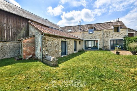 Old barn rehabilitated in the heart of the Rambouillet forest