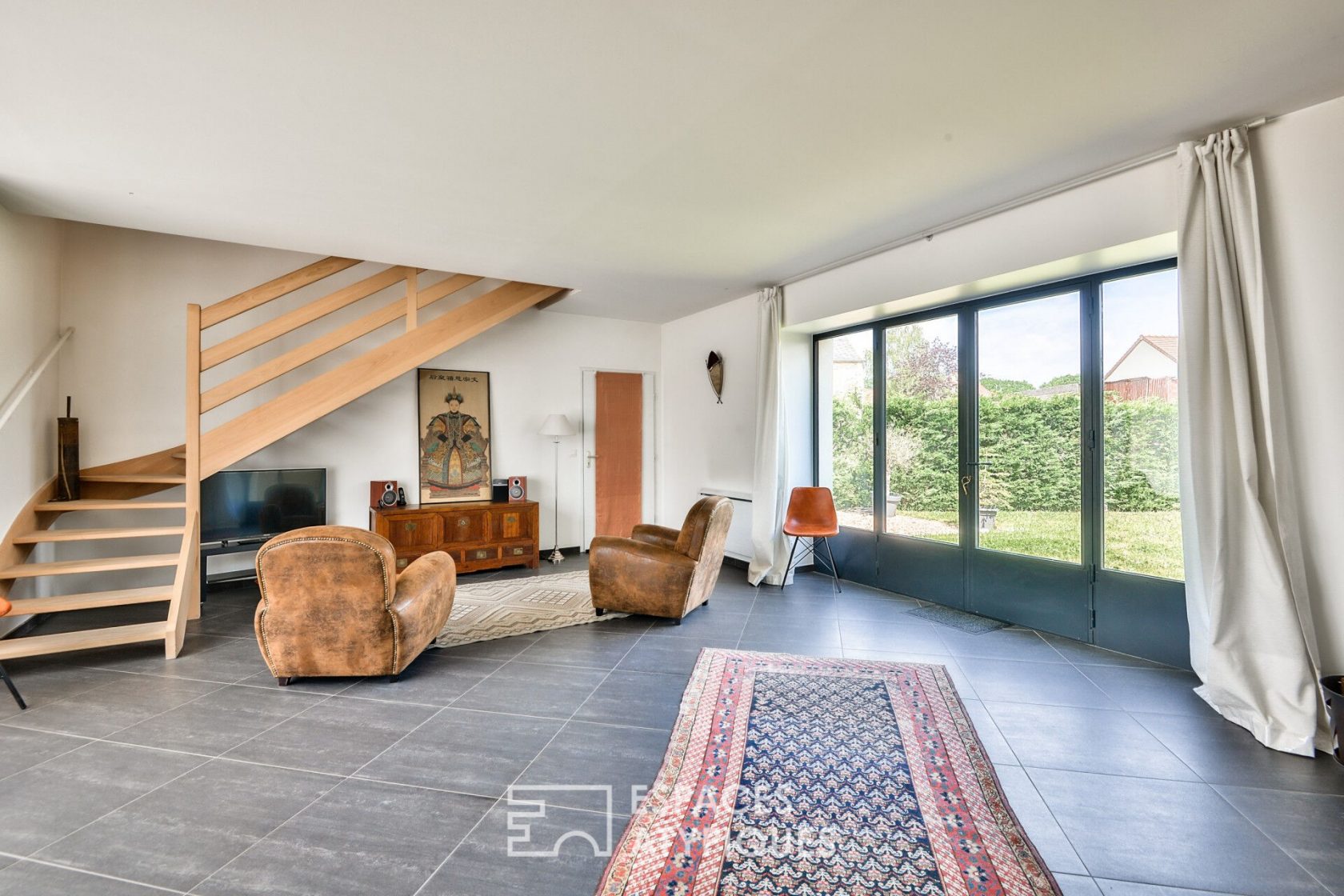 Old barn rehabilitated in the heart of the Rambouillet forest