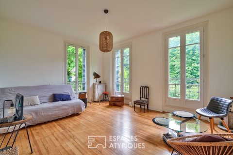 Beautiful apartment in a bourgeois house with private park