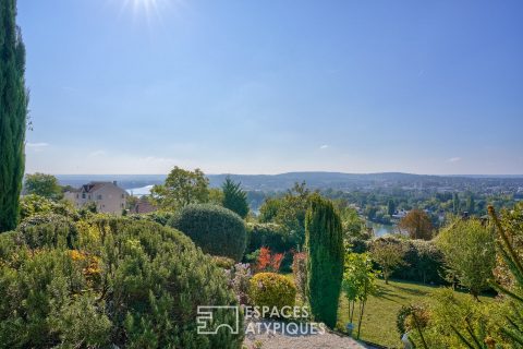 Panoramic view between sky and earth