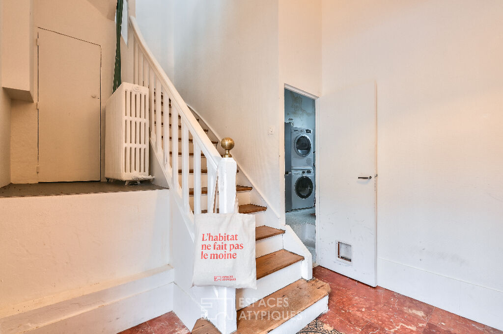 Cocoon duplex with terrace