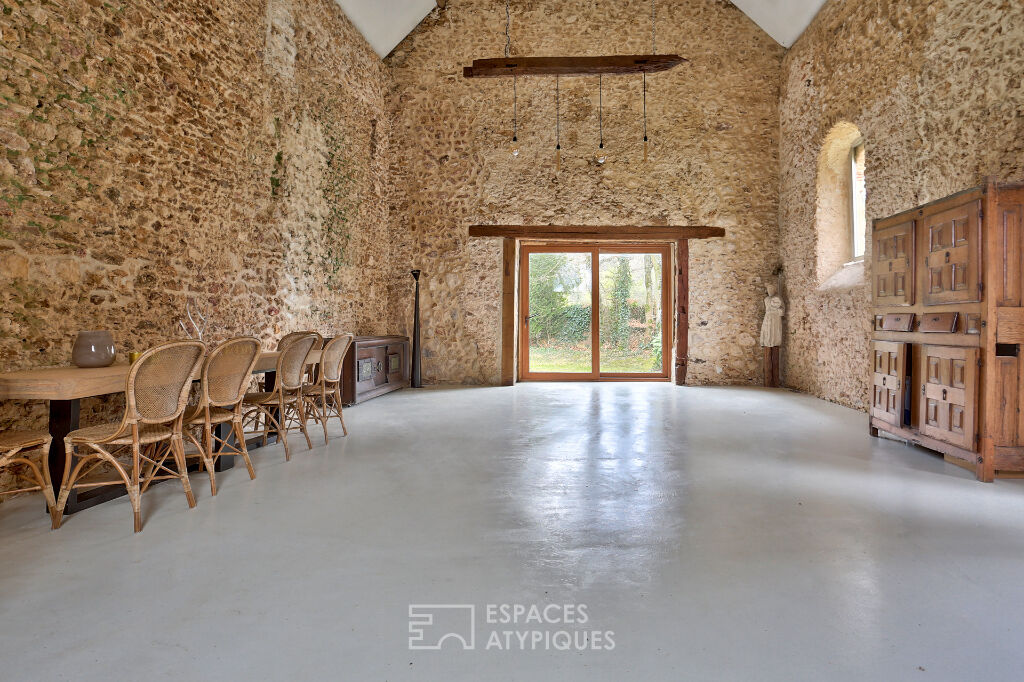 Fabulous architect-designed house with living room-cathedral in the middle of a park