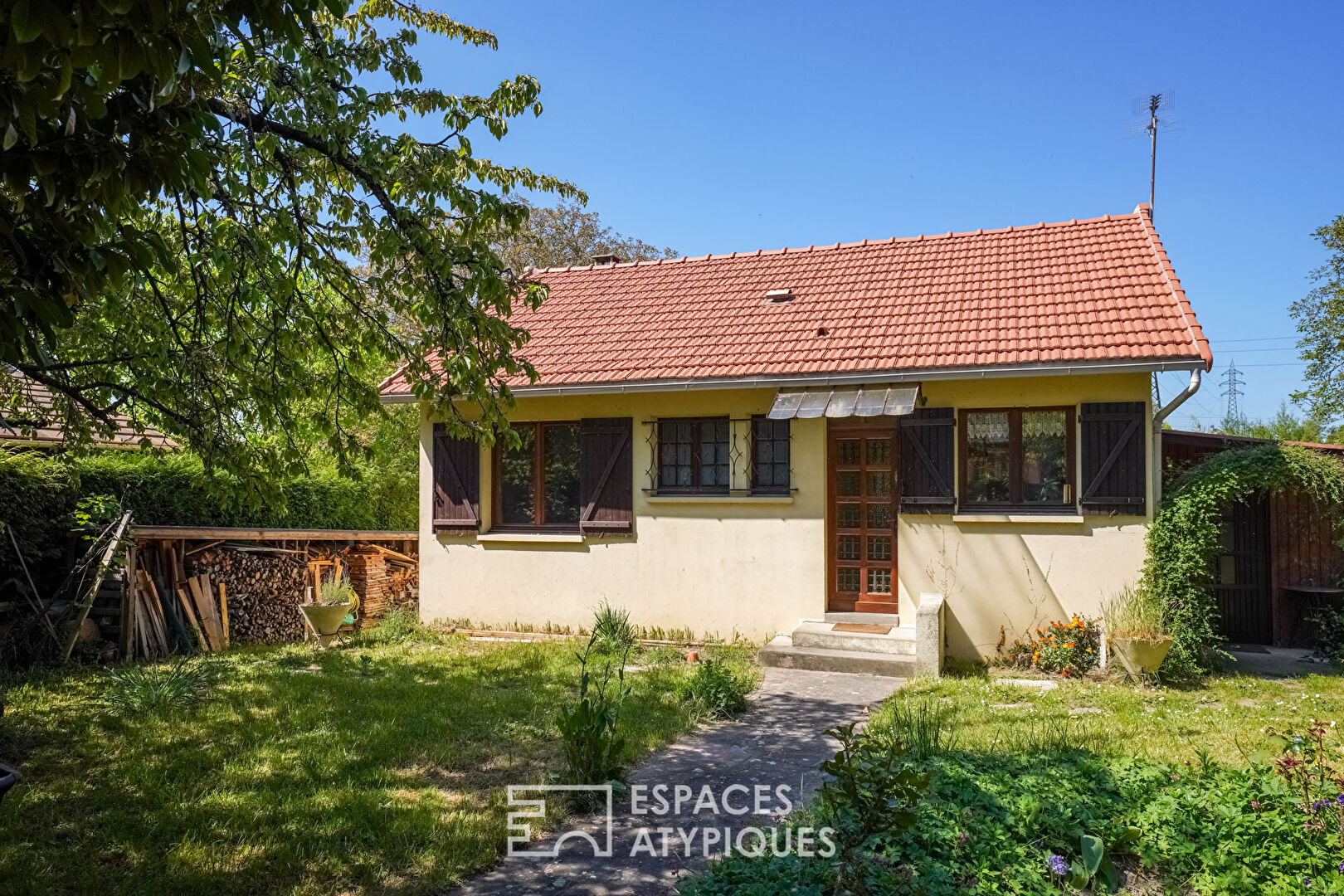 Maisonette with garden on an island