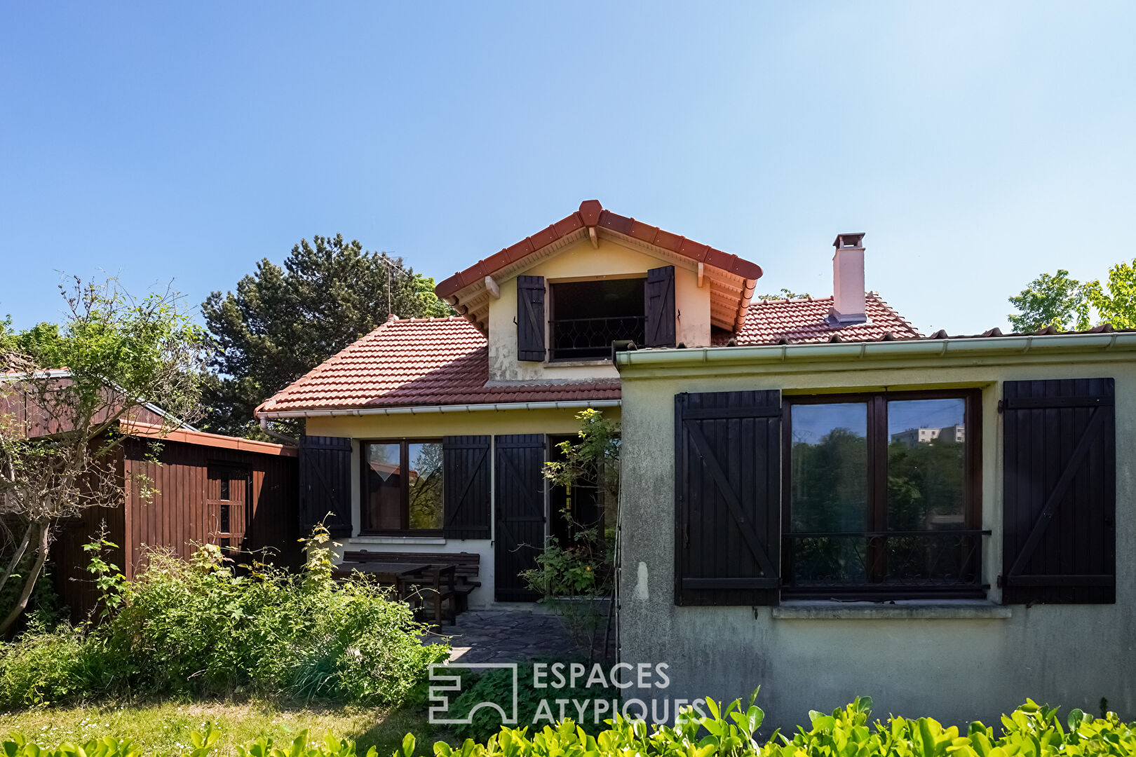 Maisonette with garden on an island
