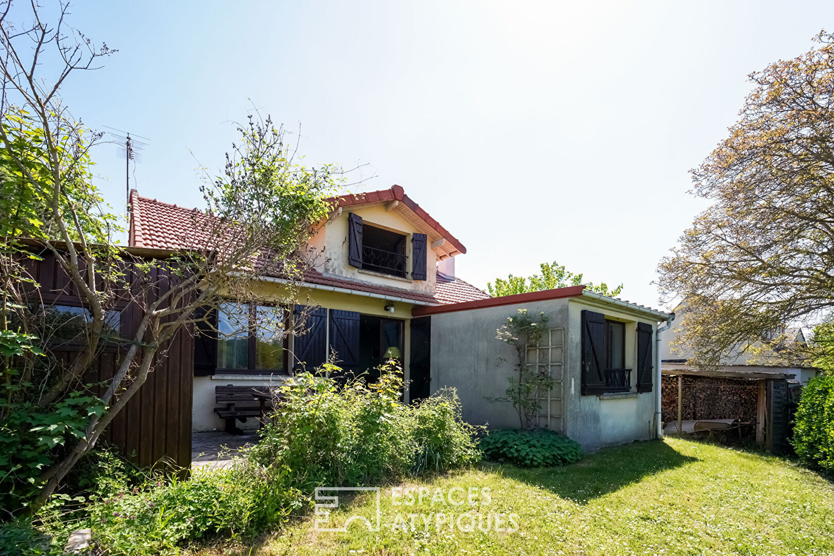 Maisonette with garden on an island