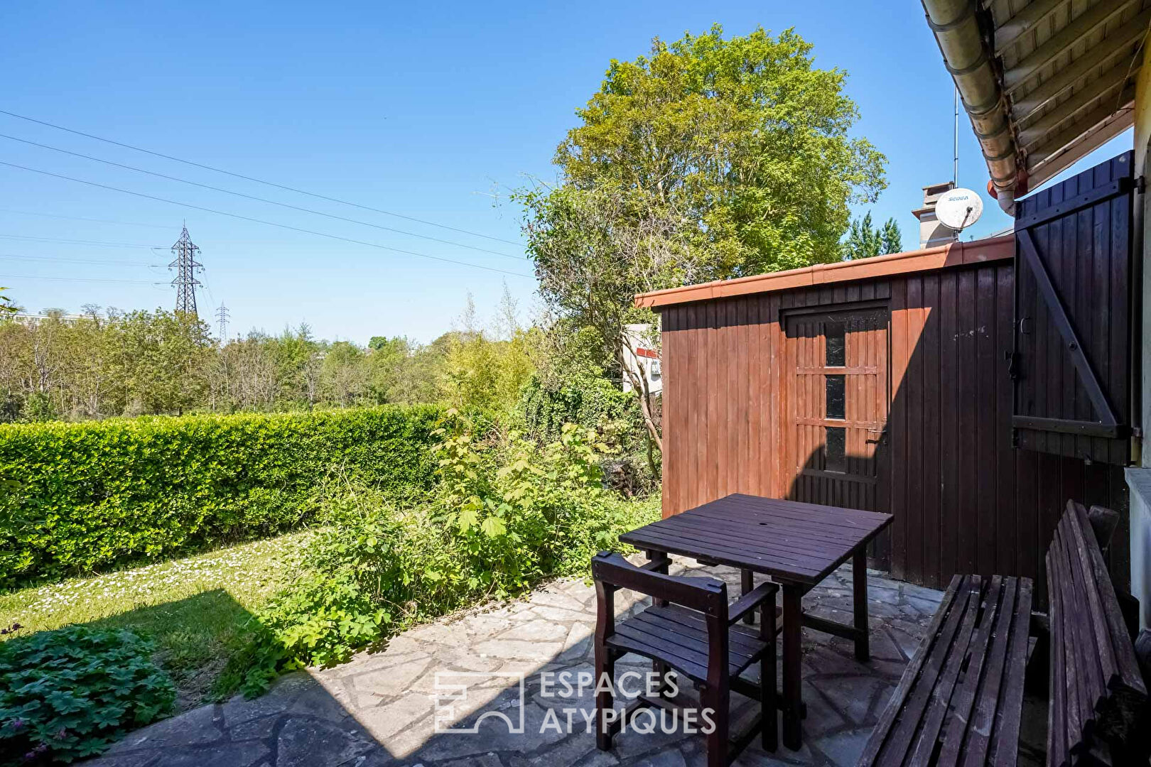 Maisonette with garden on an island