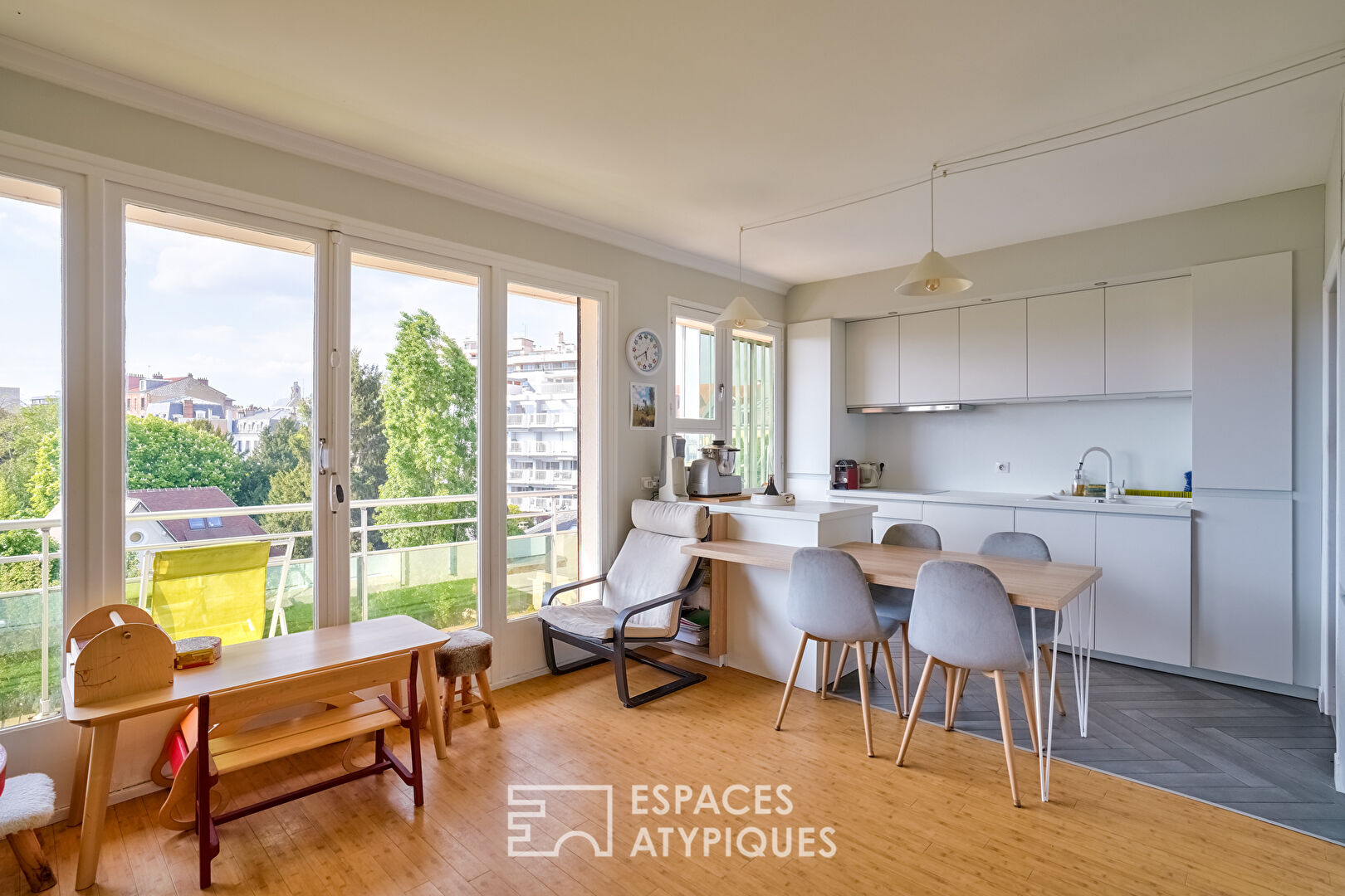 Appartement avec balcon et vue dégagée