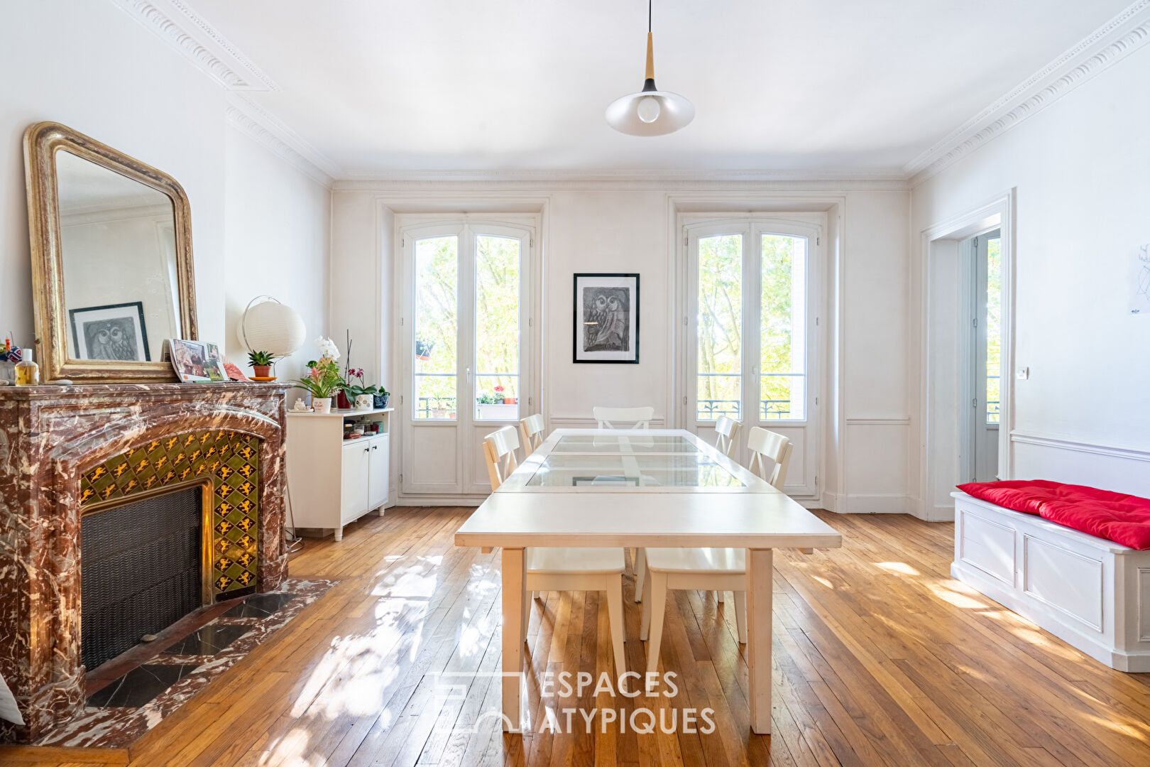 Character apartment with Seine view and shared garden