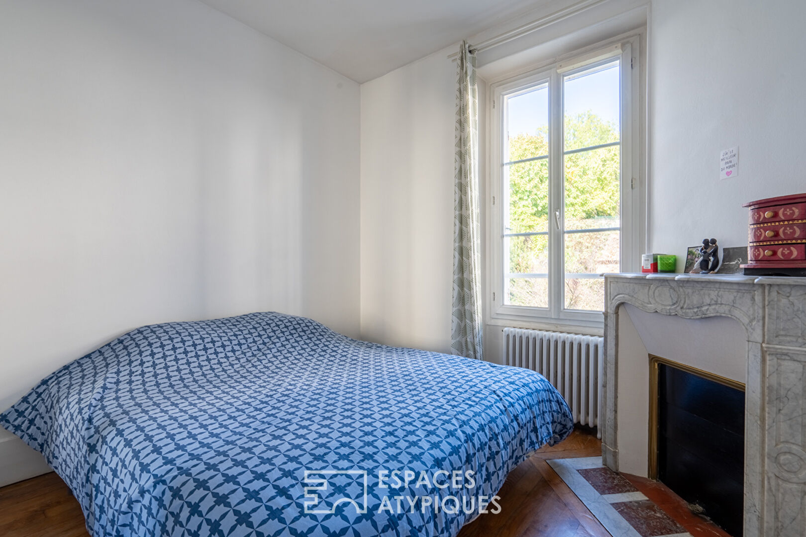 Character apartment with Seine view and shared garden