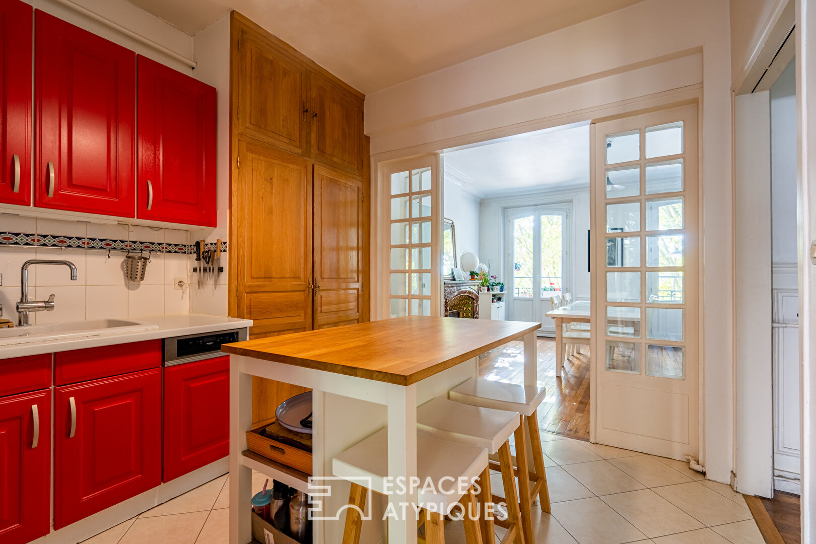Character apartment with Seine view and shared garden