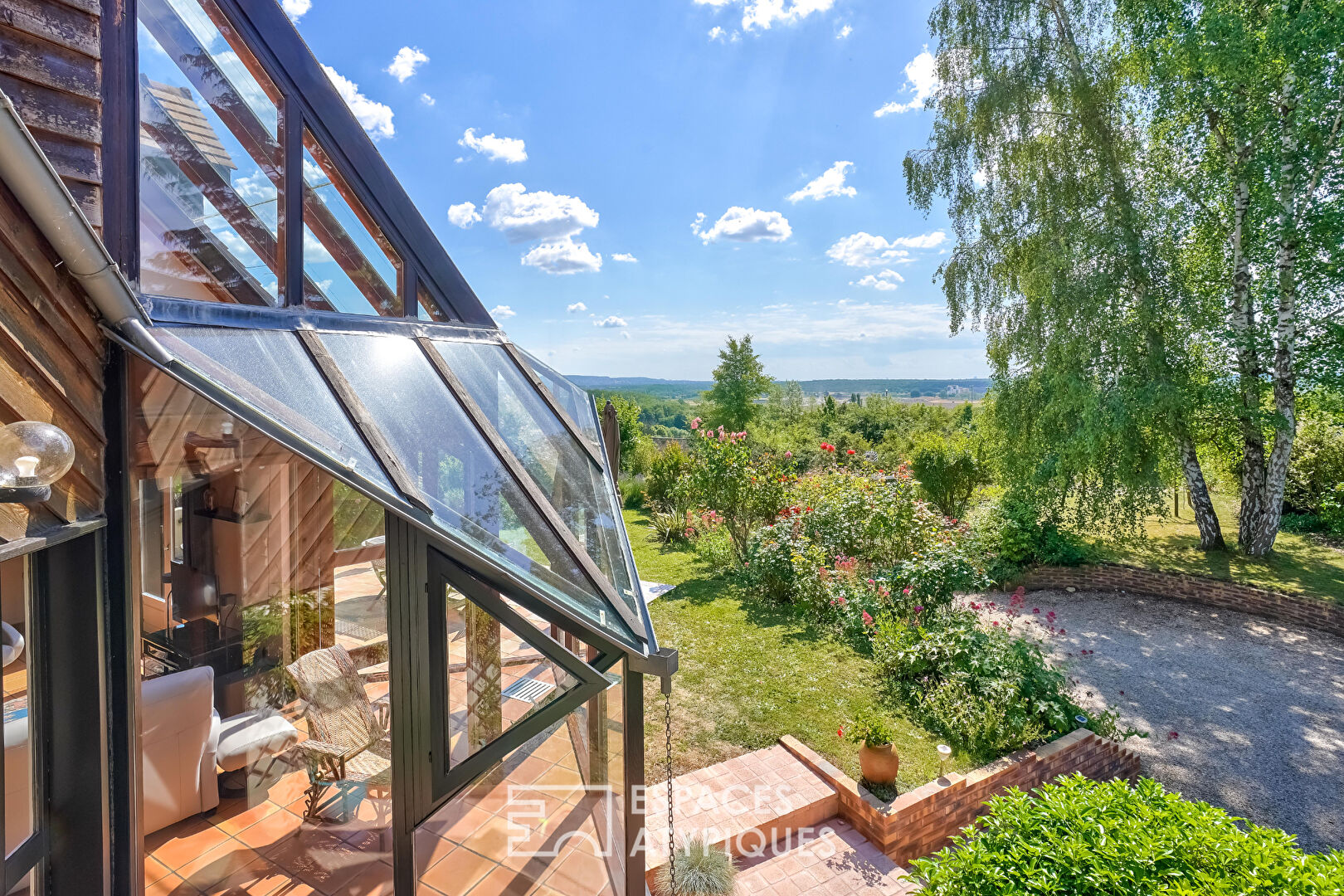 Timber frame house with panoramic view