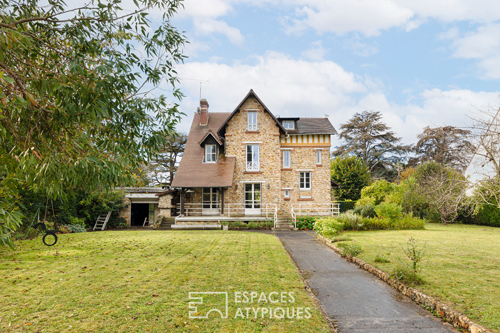 Calm on the banks of the Seine, volume and brightness: Potential to be revealed on the island of Vaux-sur-Seine