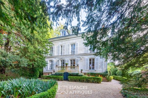Exceptionnelle maison de maître du XIXe siècle proche Montfort l’Amaury