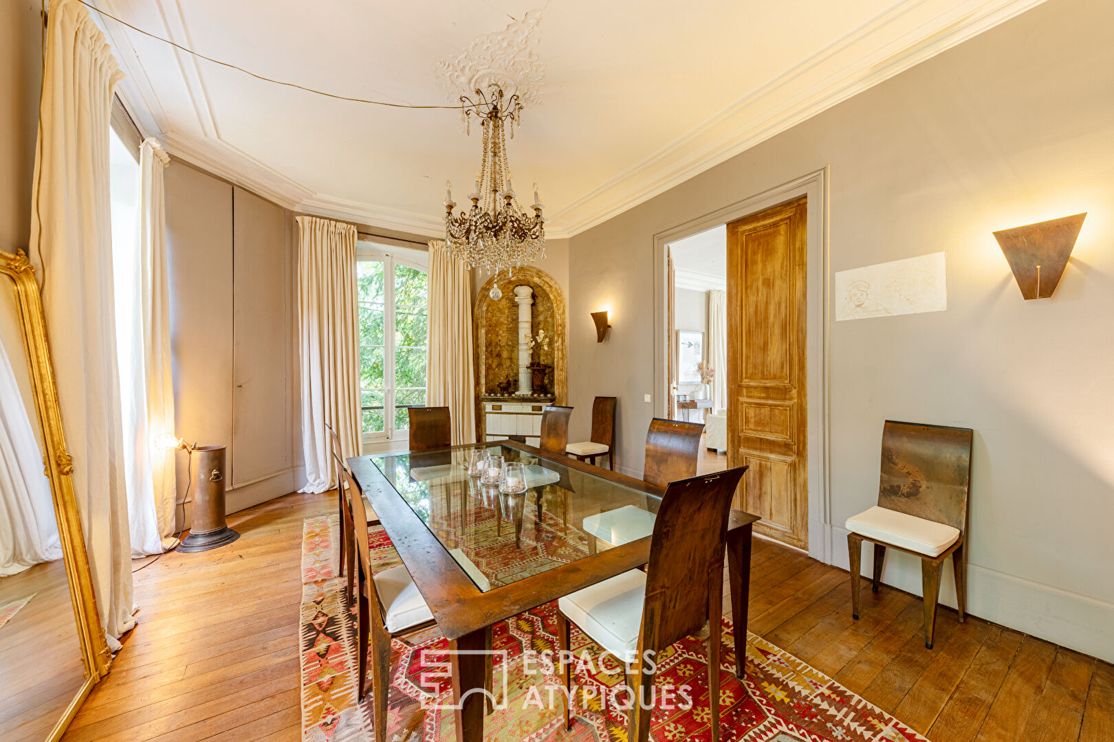 Exceptionnelle maison de maître du XIXe siècle proche Montfort l’Amaury