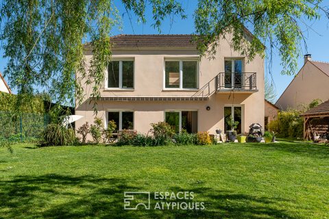 Maison d’architecte dans un cadre bucolique avec étang privé
